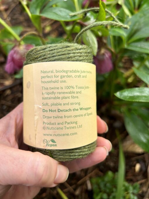 back of wrapper of garden twine