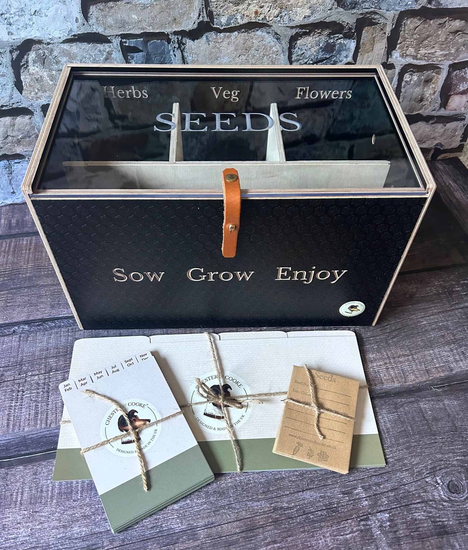 Seed box, divider cards and garden planner gift set.
