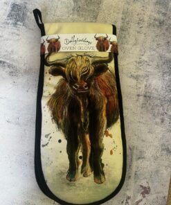highland cow oven gloves/mitts in packaging