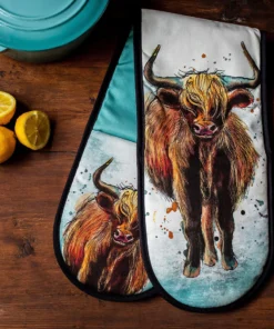 practical Country Style Oven Mitt, Highland cow oven gloves